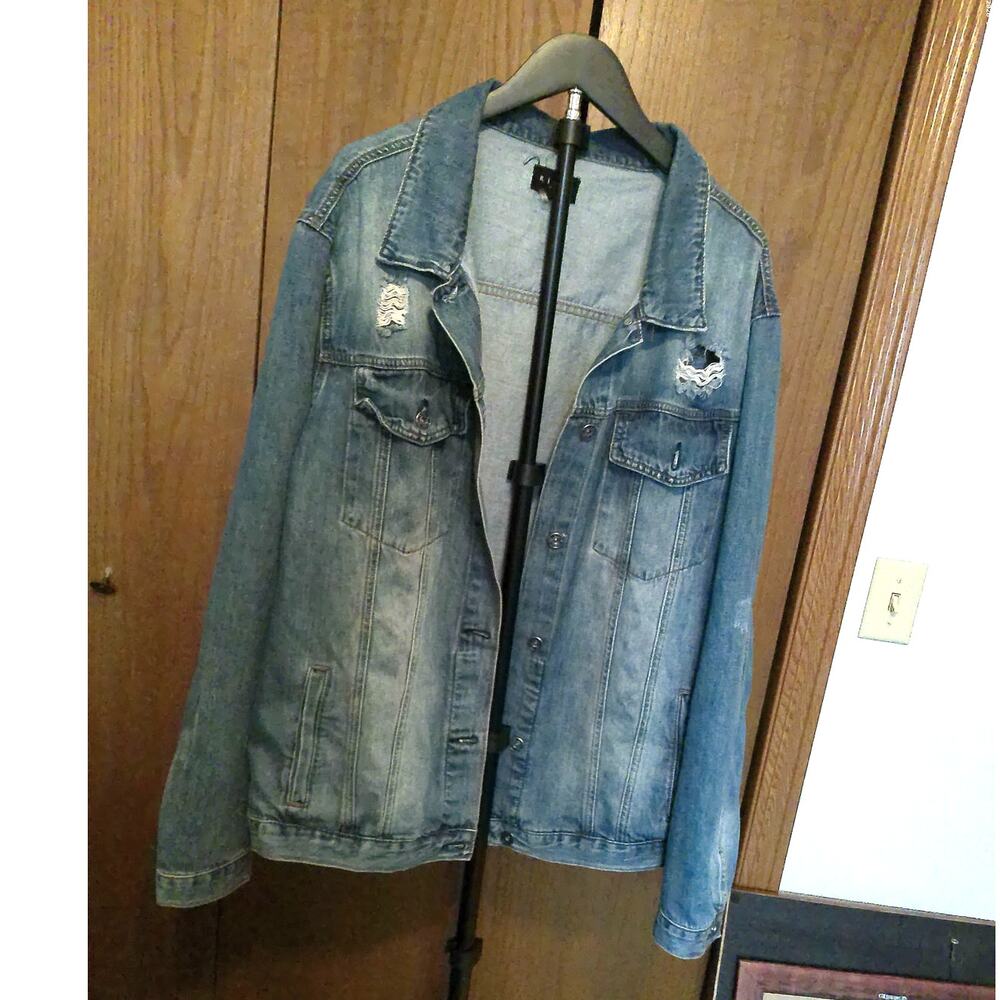 Risen Jeans Distressed Denim Jacket Plus Size 3XL Medium Wash Blue Jean Coat